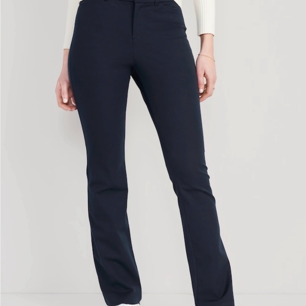 Old Navy High-Waisted Pixie Flare Office Pants in Navy Blue